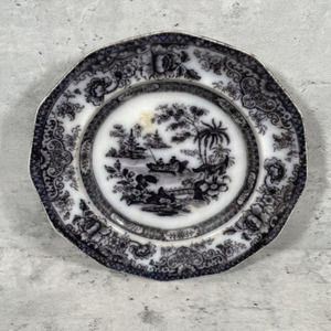 Antique J. Heath Tonquin Ceramic JH Black Boat‎ Round Salad Plate 7" x 7"